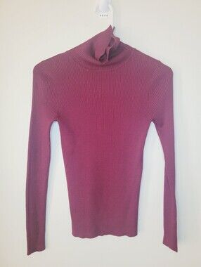 Ambiance Apparel Ribbed Maroon  Sweater Turtle Neck Women's Medium Long Sleeve